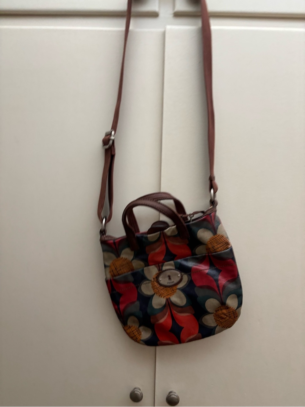 Fossil Floral Print Crossbody Bag in Brown with Multi-Color Flowers